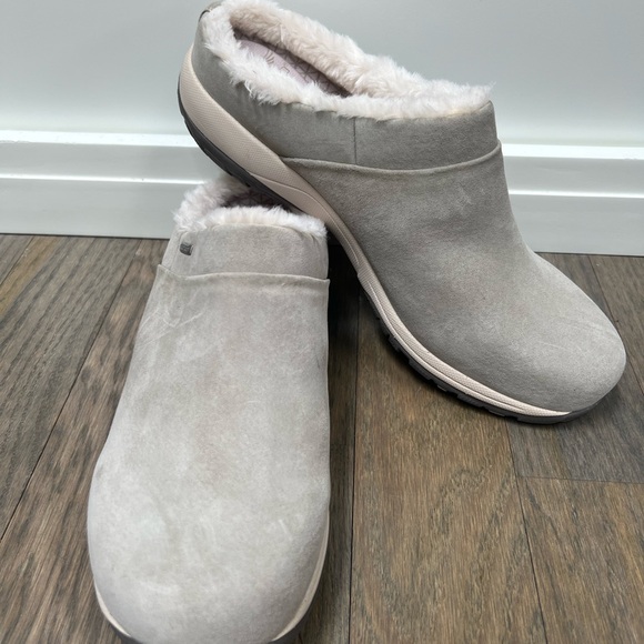 Dansko Parson Womens Size 41 US 10 Gray Suede Slip On Mules Clogs Vibram Sole - Picture 1 of 9